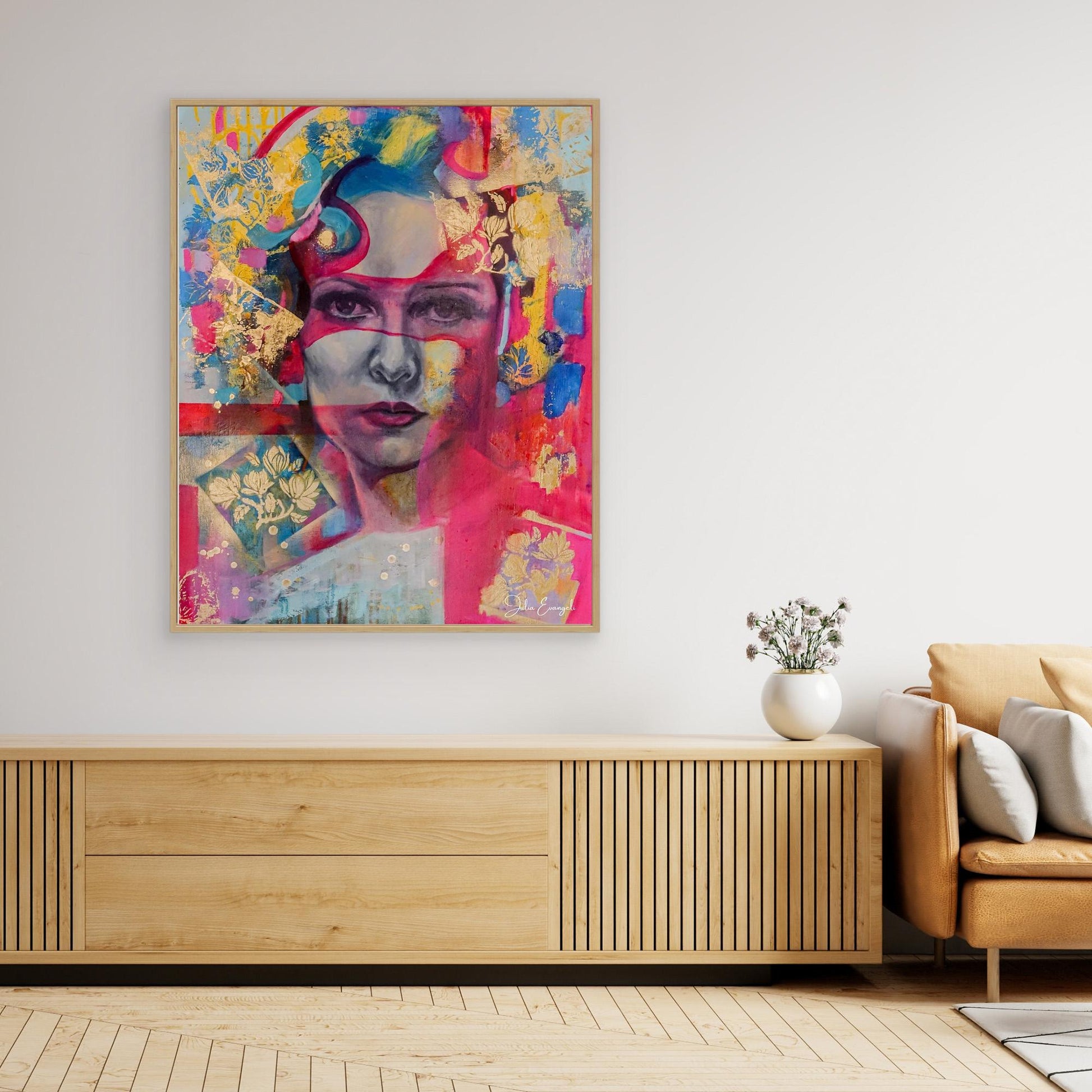 Lady in pink. Print on Canvas