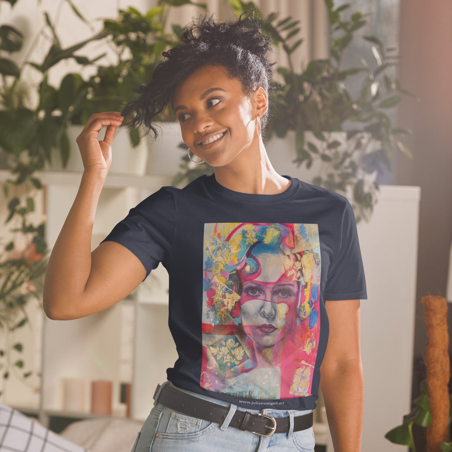 Short-Sleeve Unisex T-Shirt Lady in Pink.